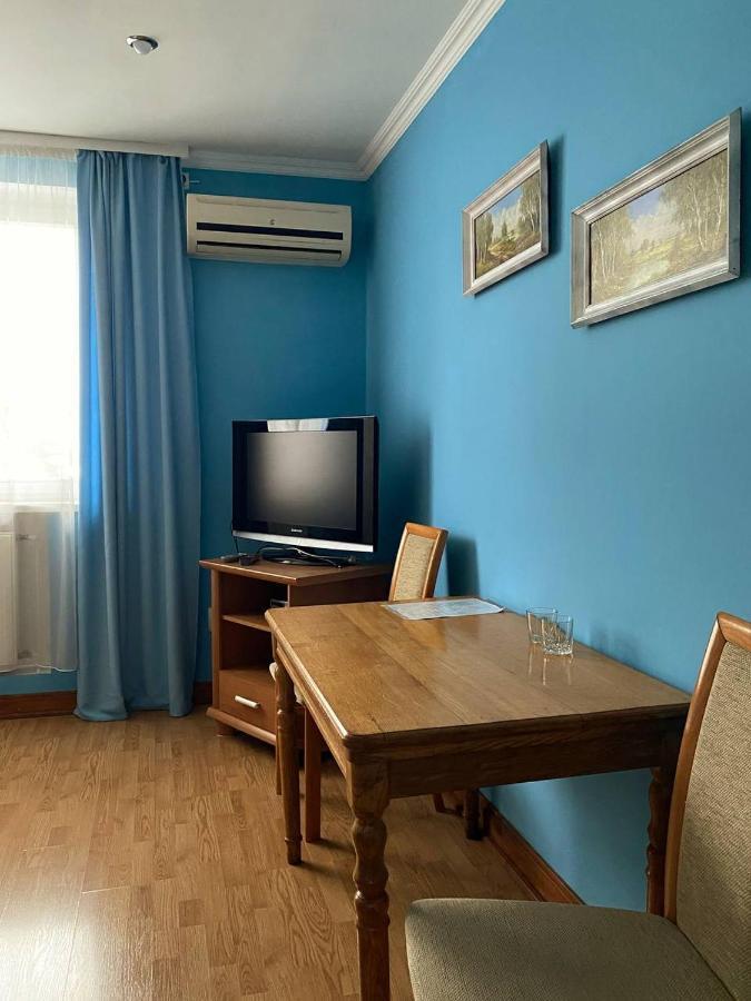 Lemon Hotel Drohobych Bagian luar foto