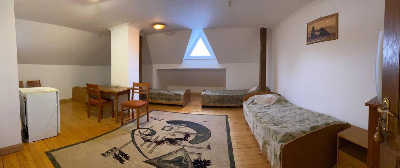 Lemon Hotel Drohobych Bagian luar foto
