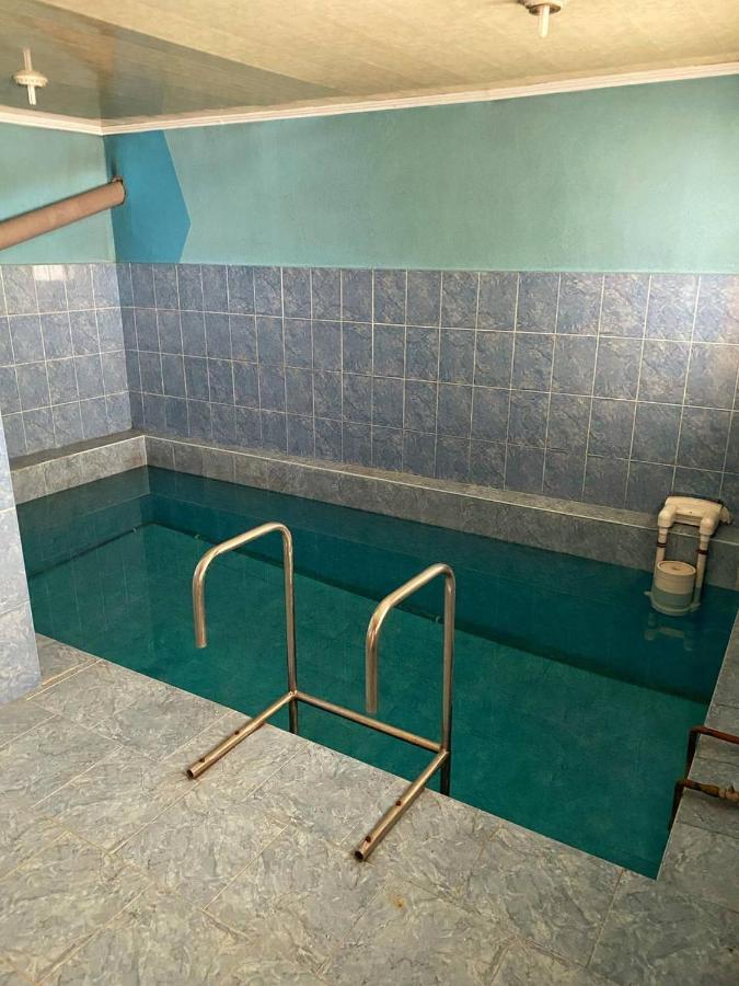 Lemon Hotel Drohobych Bagian luar foto